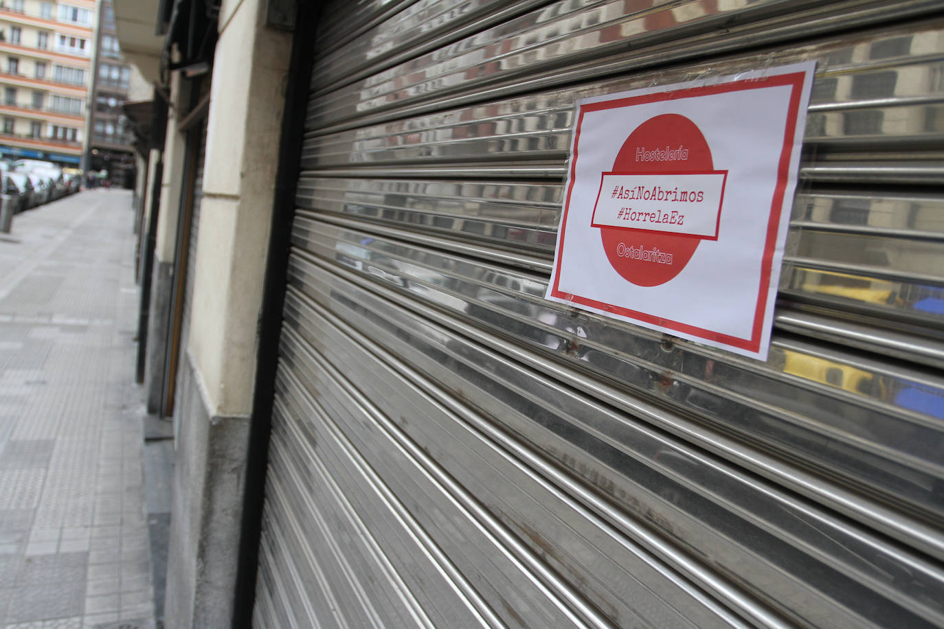 Algunos bares seguían cerrados en Bilbao