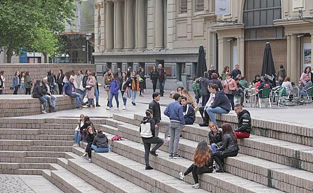 La plaza de los Fueros, ayer lunes. 
