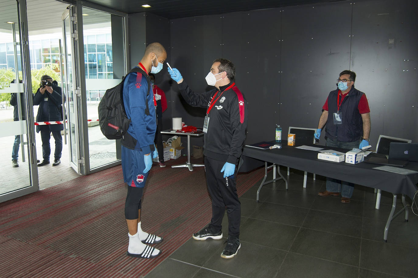 Fotos: El Baskonia vuelve a los entrenamientos 63 días después