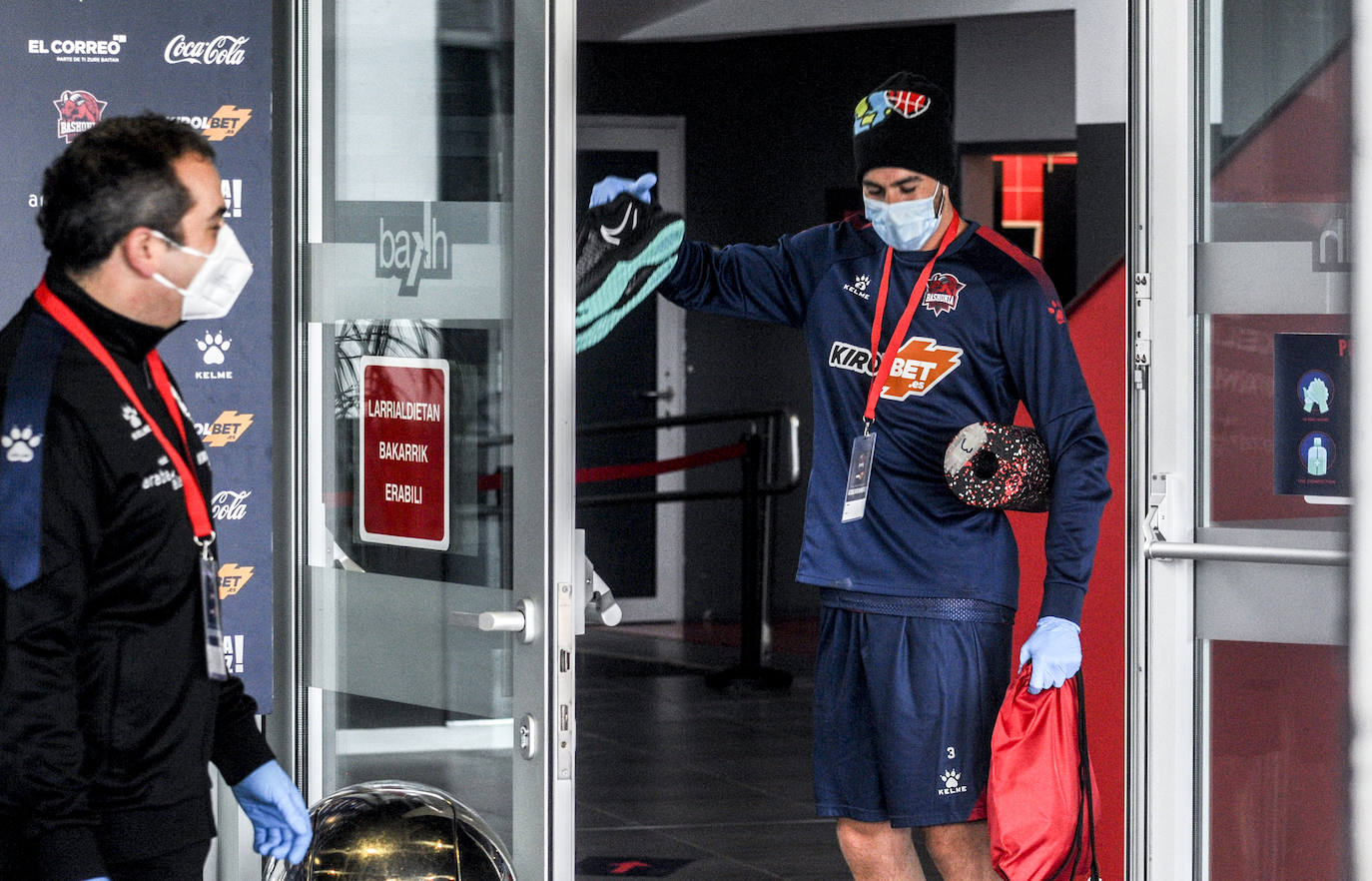 Fotos: El Baskonia vuelve a los entrenamientos 63 días después