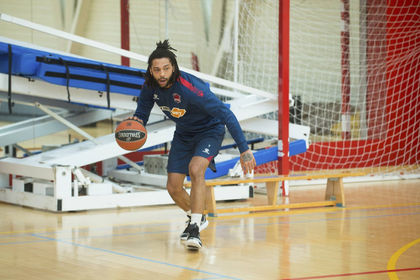 Fotos: El Baskonia vuelve a los entrenamientos 63 días después