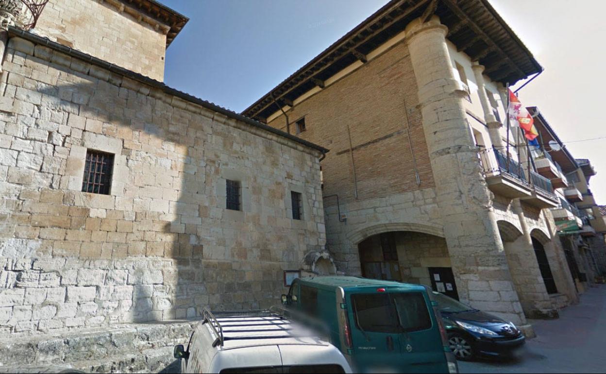 Treviño ha contado con vigilancia comprobar la ocupación de las casas. 