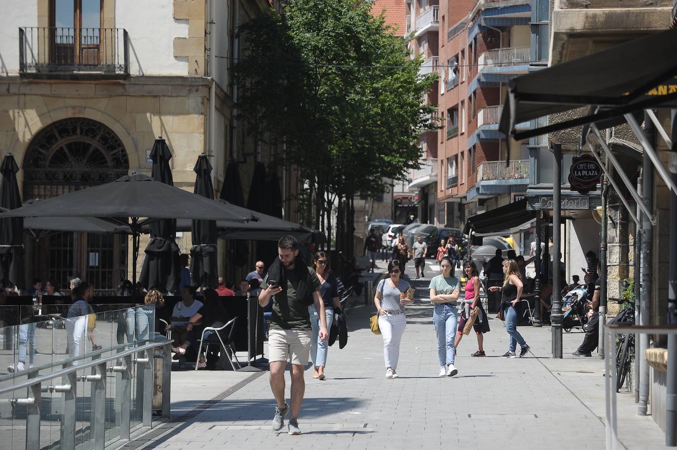 Terrazas en la zona de San Nicolás de Algorta.