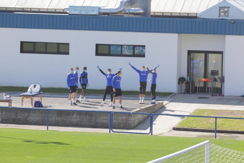 Fotos: El Alavés ya entrena en grupos