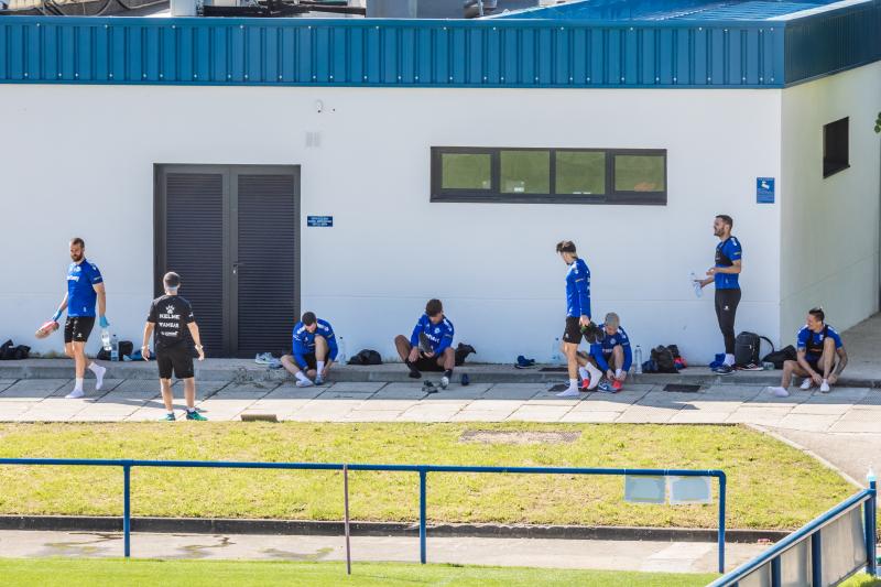 Fotos: El Alavés ya entrena en grupos