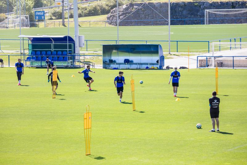 Fotos: El Alavés ya entrena en grupos