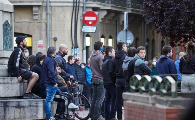 Se concentran en Pamplona en apoyo a Patxi Ruiz.