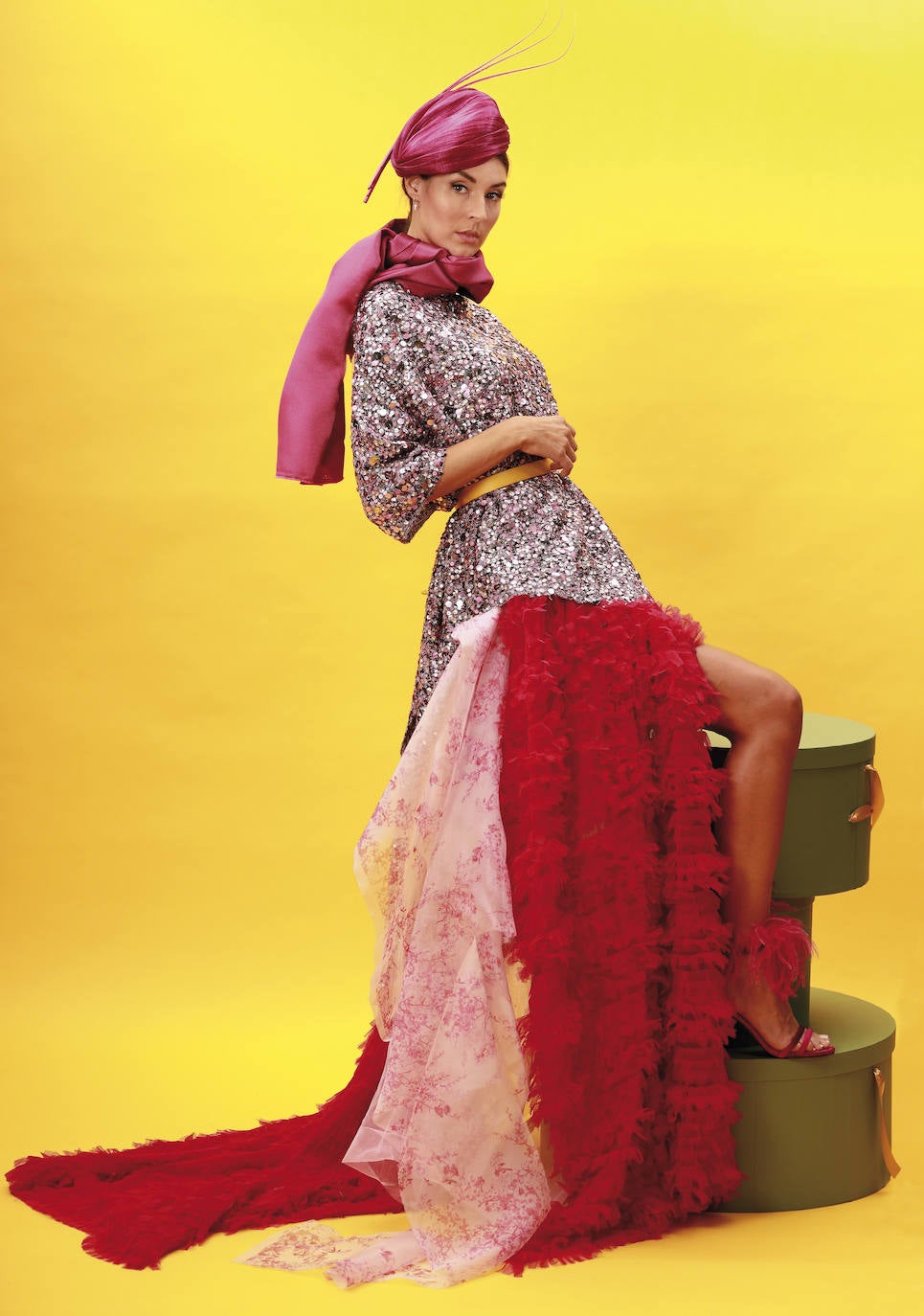 Fotos: Esto es lo que pasa cuando se sustituyen los maniquíes por la puesta en escena improvisada de tres diseñadores vizcaínos