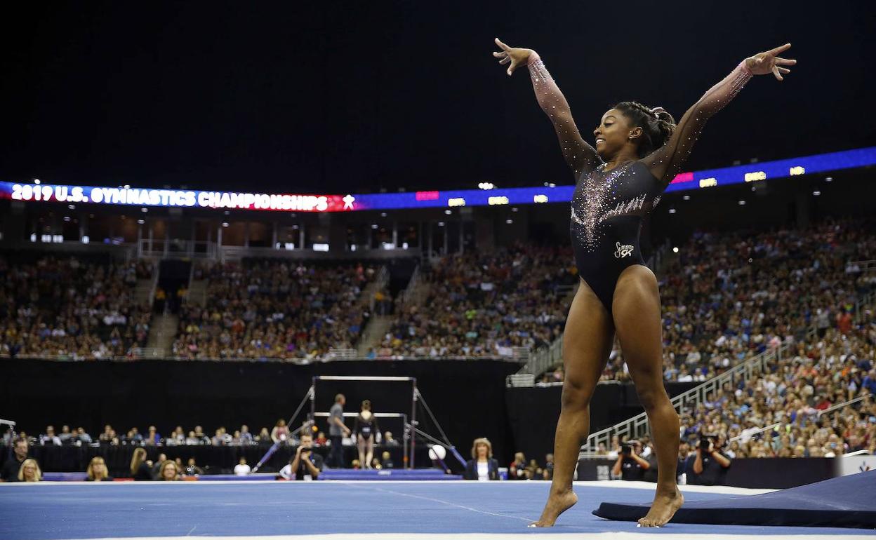 La norteamericana cuenta con 25 medallas logradas mundiales, lo que no ha conseguido ningún otro gimnasta. 