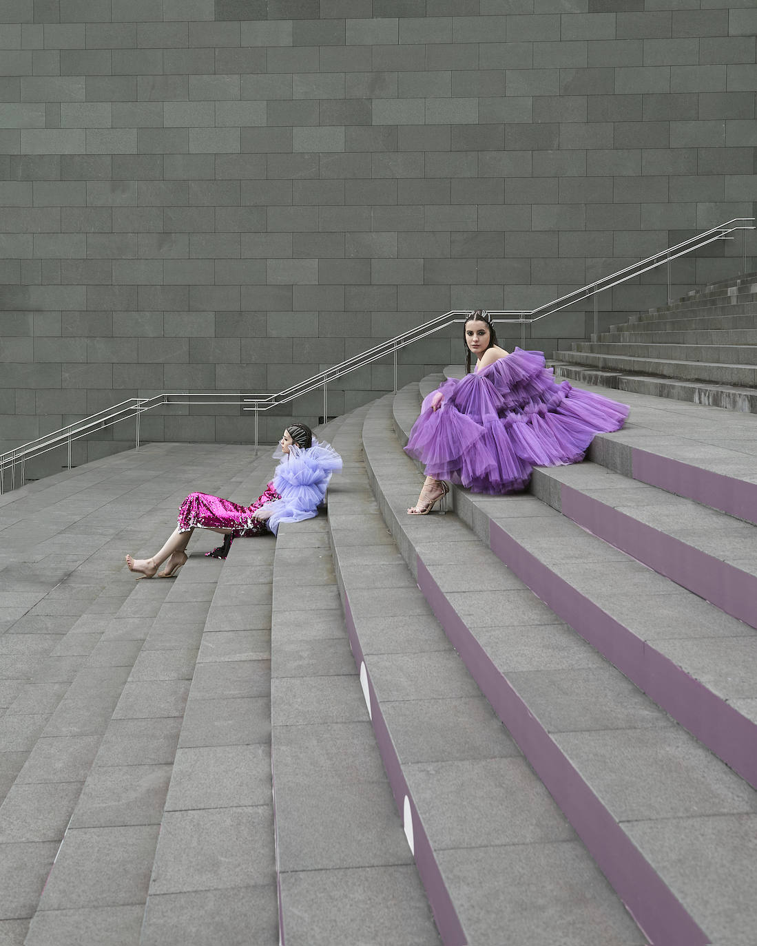 Fotos: Pasarela en un Bilbao desierto: así se interpreta el silencio que vivió la villa a través de la moda