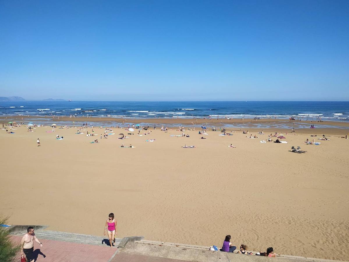 Tranquilidad en la playa de Sopela