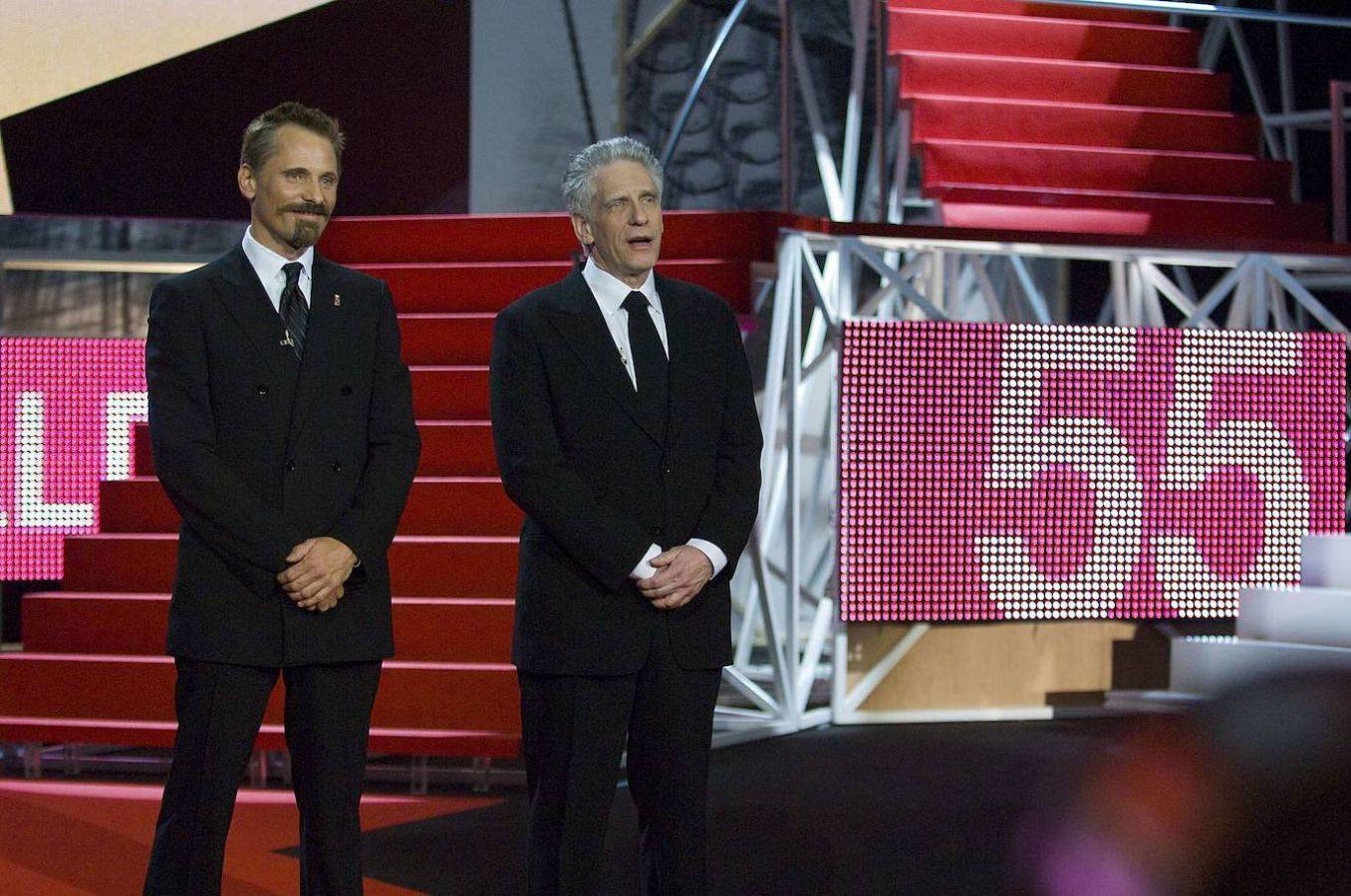 El actor y cineasta Viggo Mortensen recibirá un Premio Donostia en reconocimiento a su carrera, en septiembre, en la 68 edición del Festival de San Sebastián. Mortensen presentará además la película 'Falling', su debut como director. El actor y director ha visitado varias veces el festival donostiarra. 