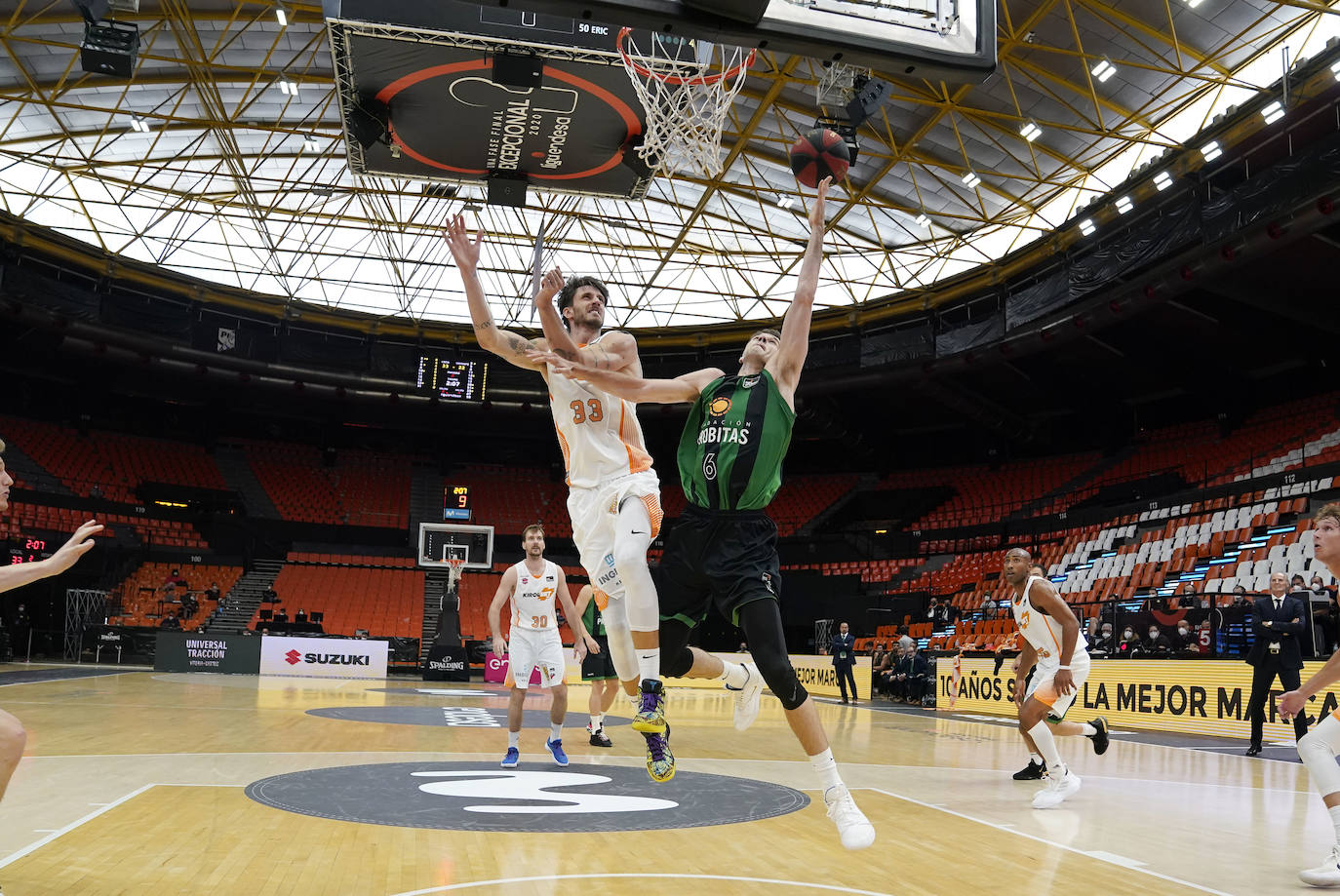 Fotos: Las fotos del Joventut - Baskonia