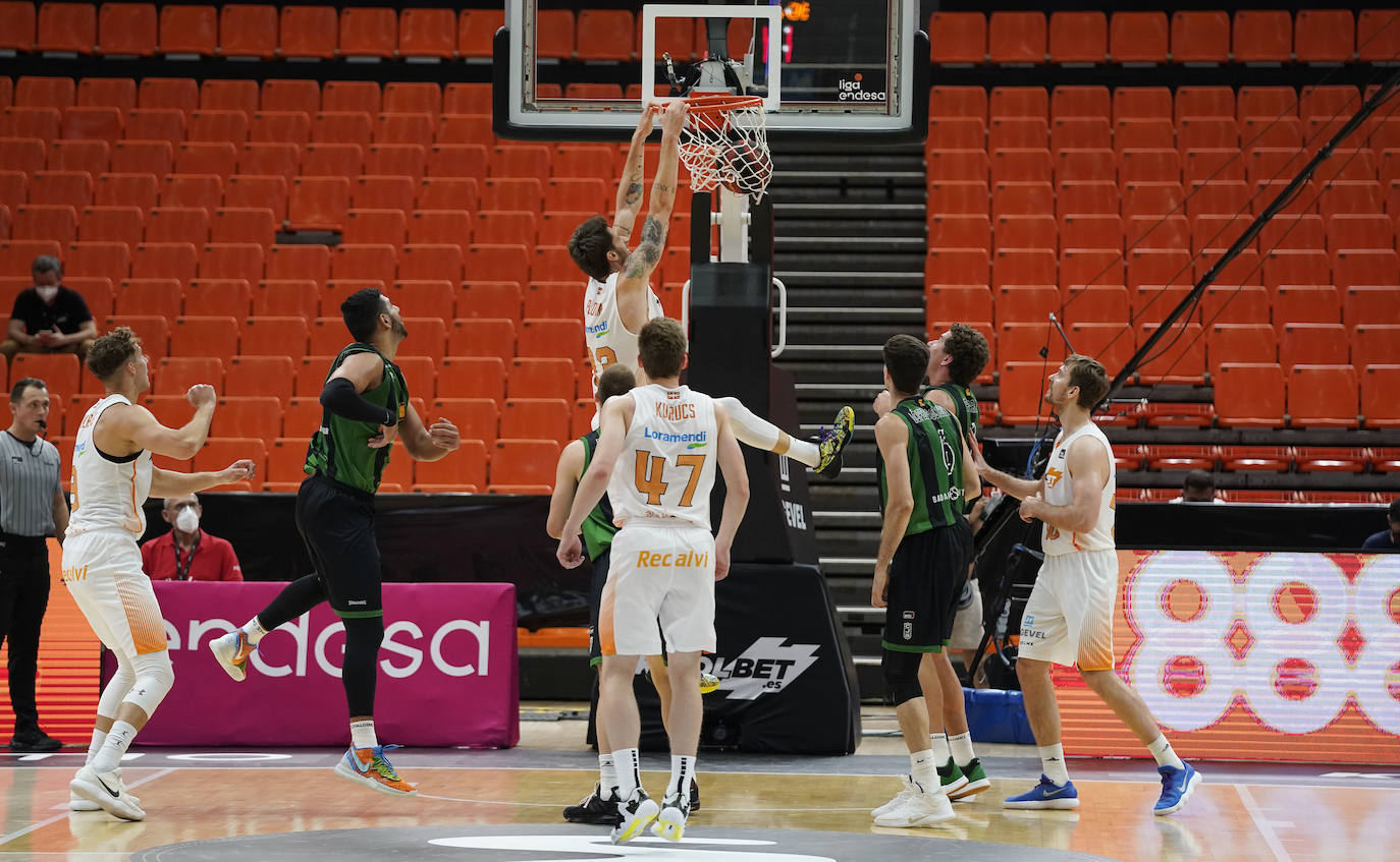 Fotos: Las fotos del Joventut - Baskonia