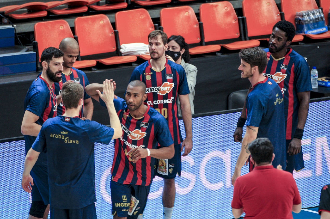 Fotos: Las mejors imágenes del Valencia Basket - Kirolbet Baskonia