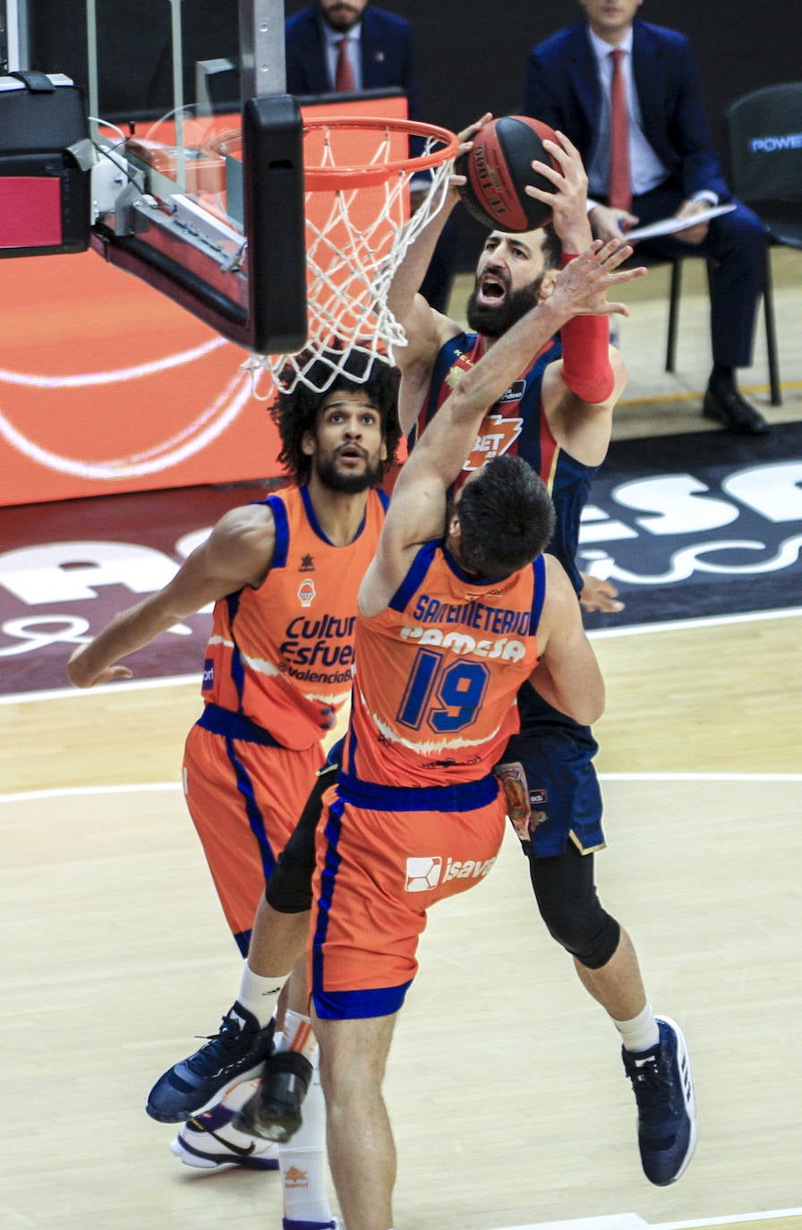 Fotos: Las mejors imágenes del Valencia Basket - Kirolbet Baskonia