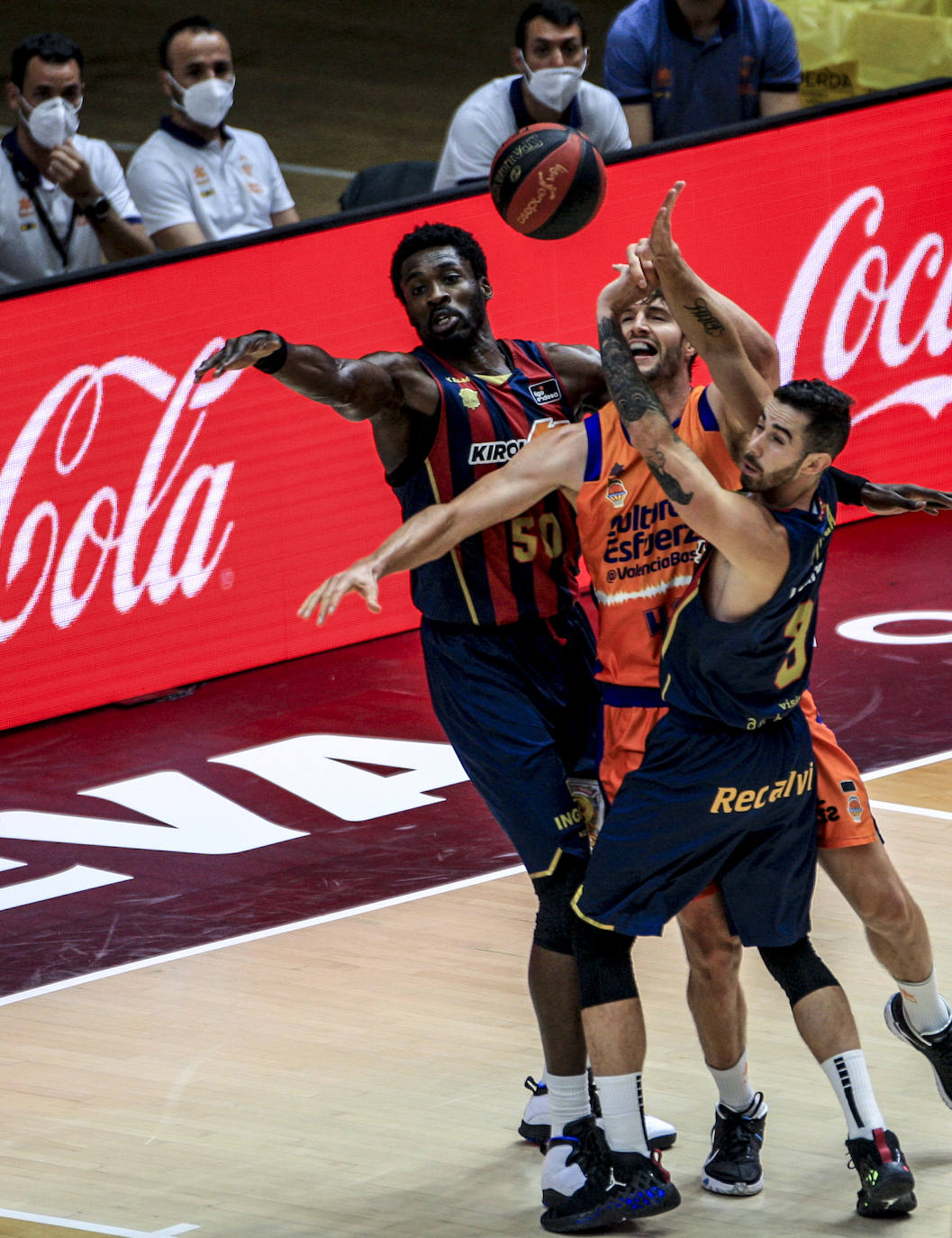 Fotos: Las mejors imágenes del Valencia Basket - Kirolbet Baskonia