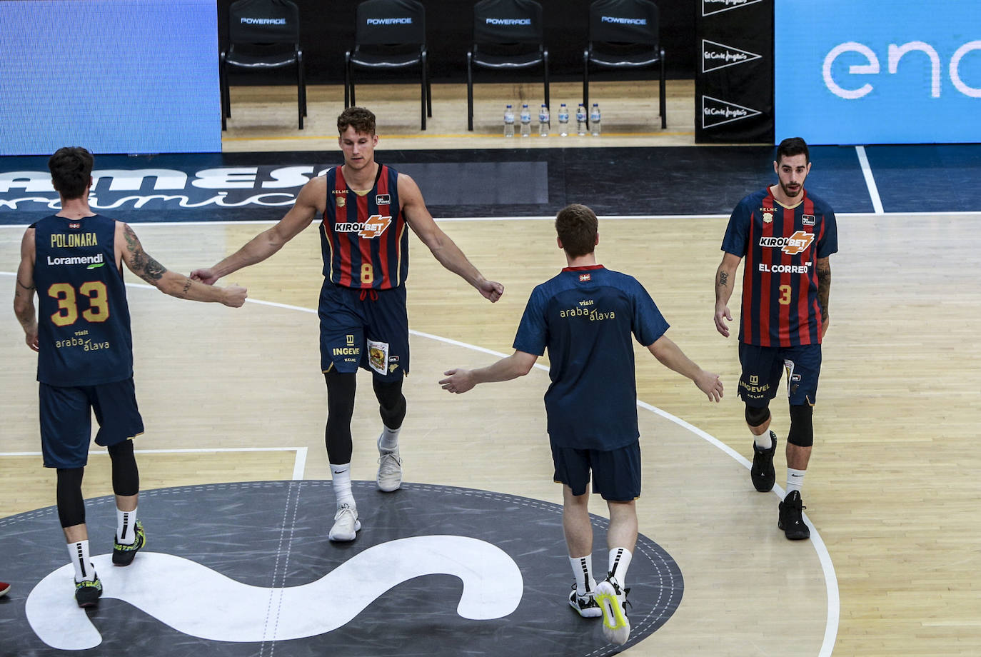 Fotos: Las mejors imágenes del Valencia Basket - Kirolbet Baskonia