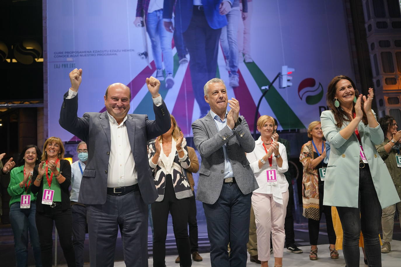 Fotos Elecciones Euskadi 2020: El PNV celebra el triunfo en las urnas