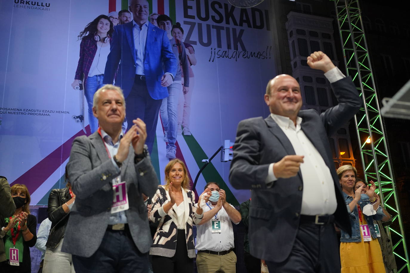 Fotos Elecciones Euskadi 2020: El PNV celebra el triunfo en las urnas