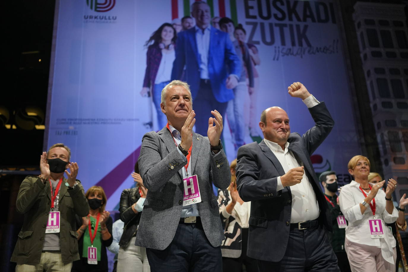 Fotos Elecciones Euskadi 2020: El PNV celebra el triunfo en las urnas