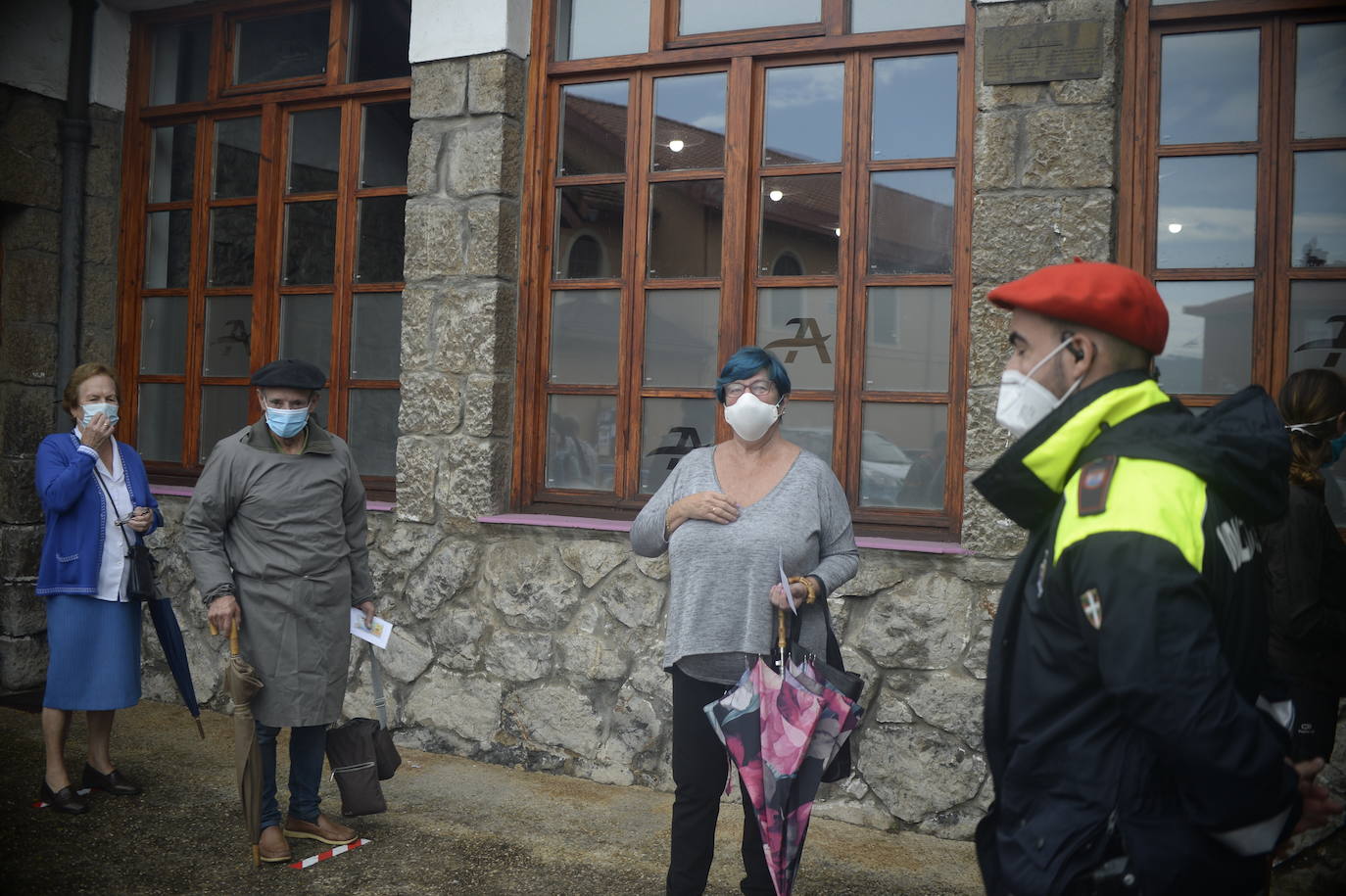 Ambiente electoral en San Fuentes.