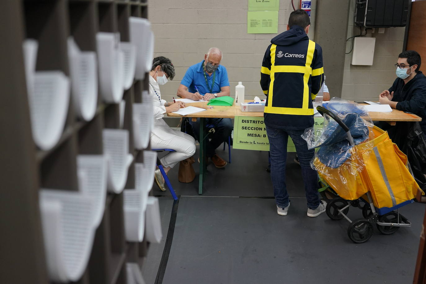 Fotos de las Elecciones del País Vasco 2020: la jornada electoral del 12 de julio en imágenes