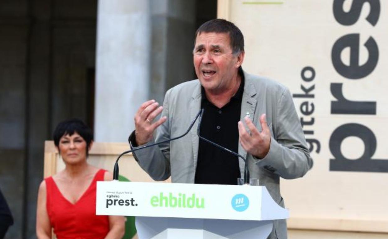 Otegi en un acto de la pasada campaña electoral.
