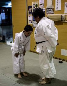 Imagen secundaria 2 - Wakako Ueno, la madre de campeonas que transmite el judo a los jóvenes