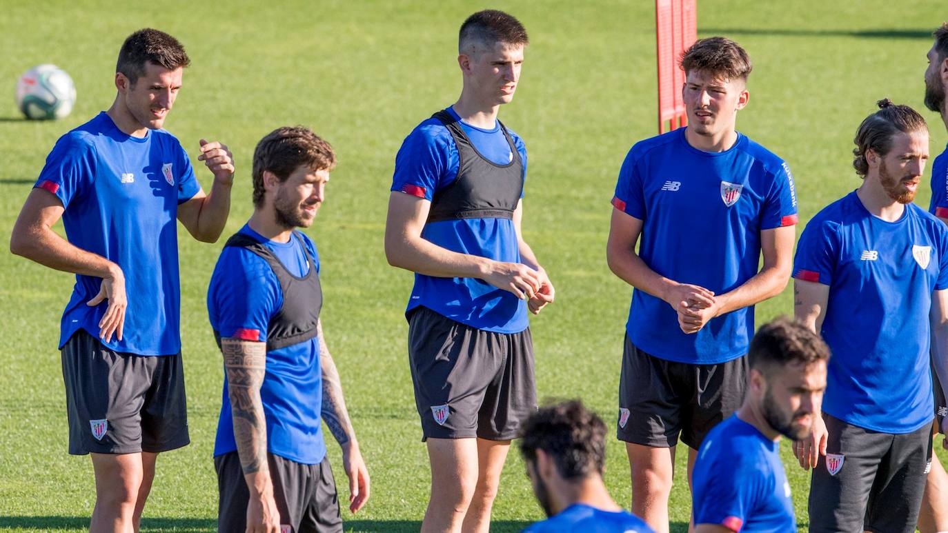 Vivian, Sancet y Vencedor disputarán el playoff exprés con el Bilbao Athletic. 