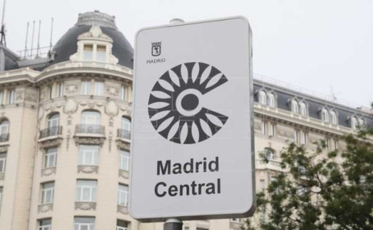 Almeida decidirá con informes técnicos si recurre la anulación de Madrid Central