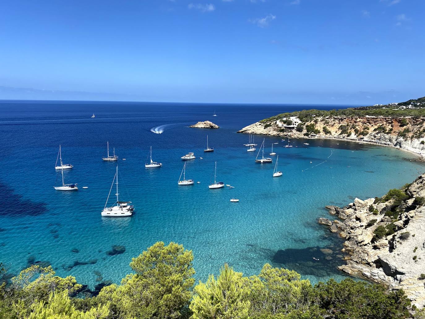 Vista panorámica de Cala d'Hort, en Ibiza.