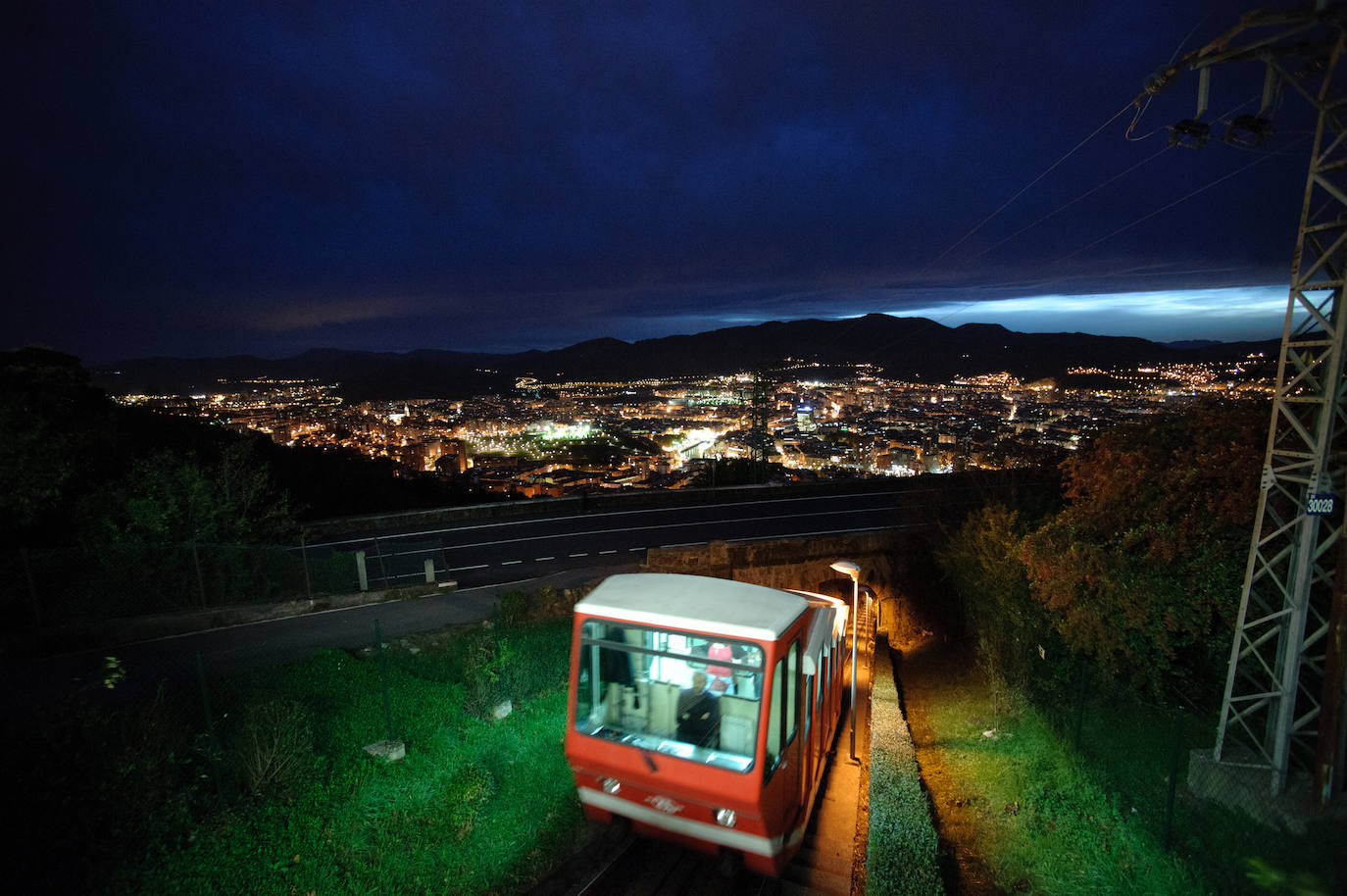 Fotos: El aparato que llevó al cielo bilbaíno a 20 millones de personas