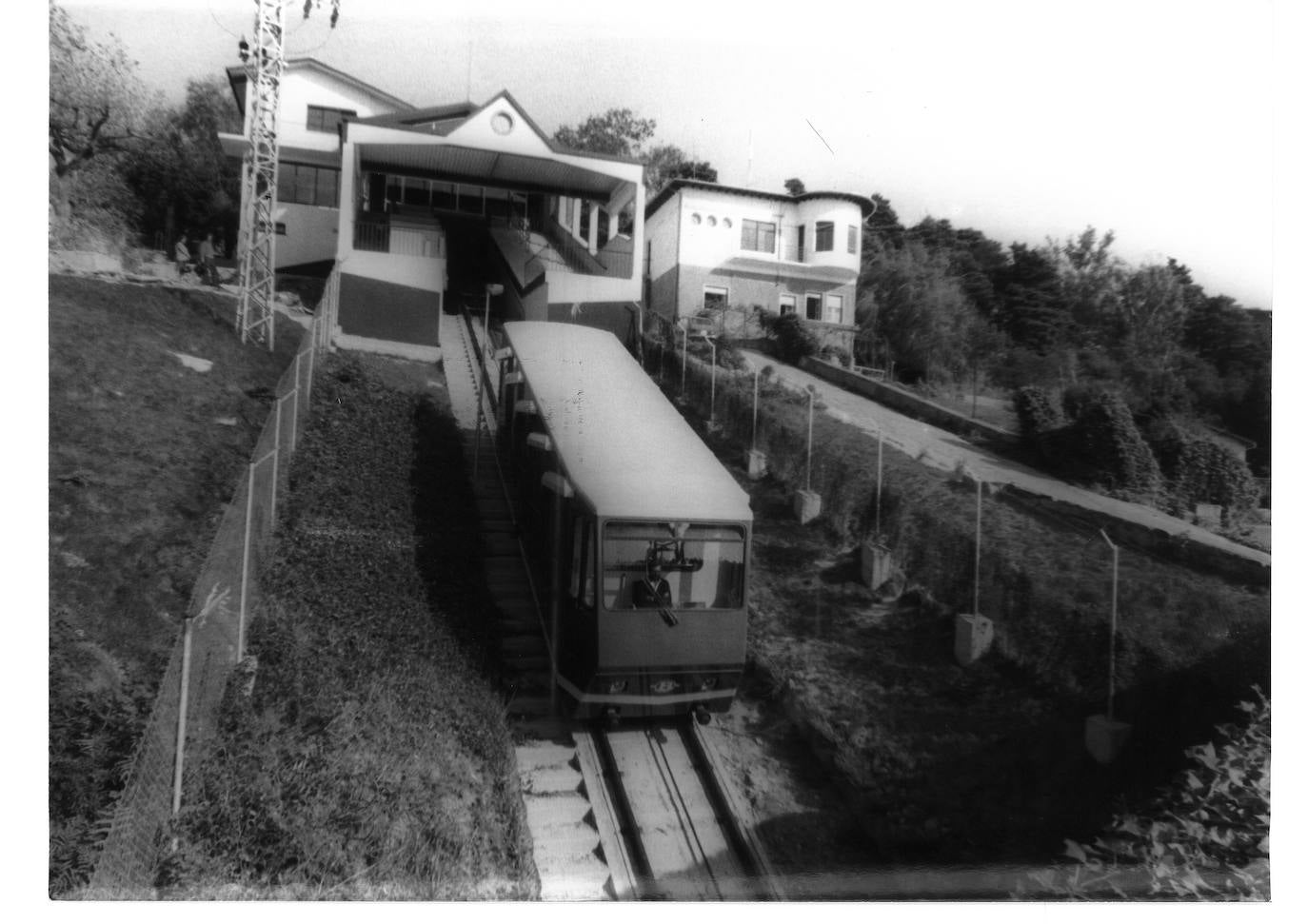 Fotos: El aparato que llevó al cielo bilbaíno a 20 millones de personas