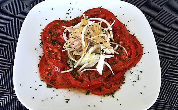 Ensalada de tomate. 