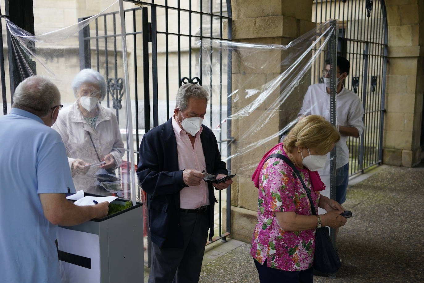 Fotos: Un día de la Virgen de Begoña atípico