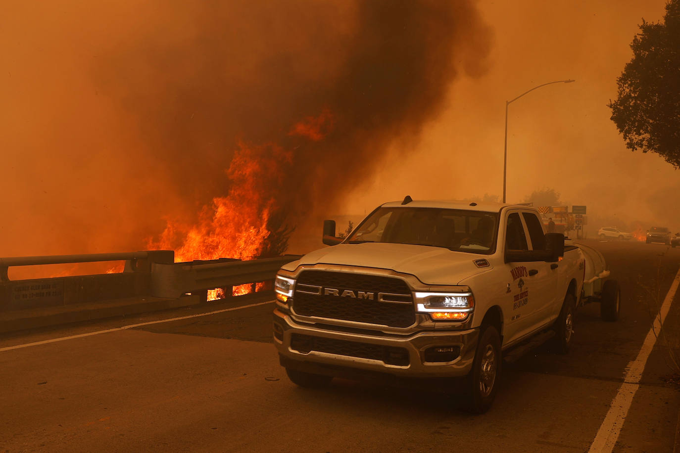 Fotos: El fuego arrasa más de 400.000 hectáreas en California