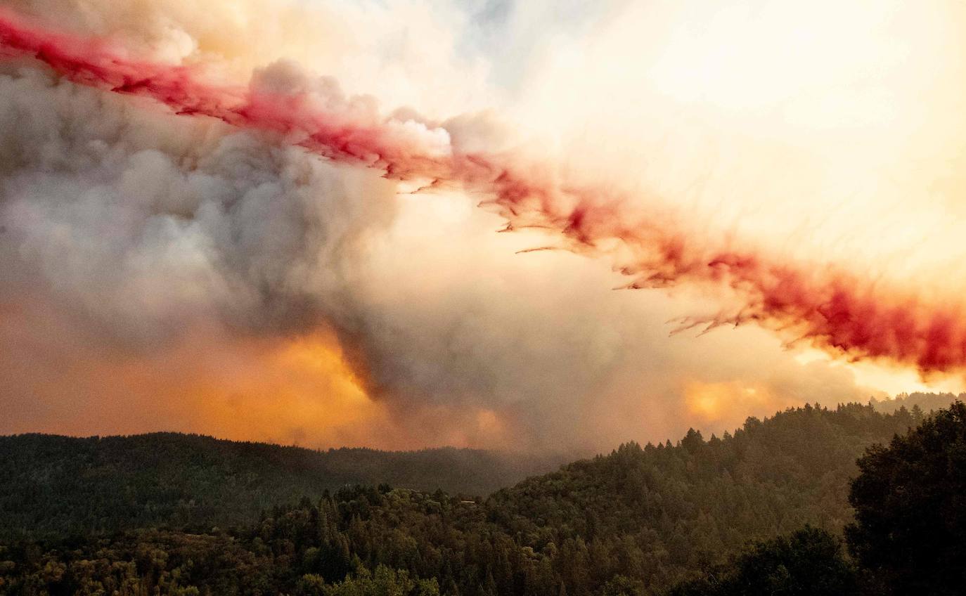 Fotos: El fuego arrasa más de 400.000 hectáreas en California