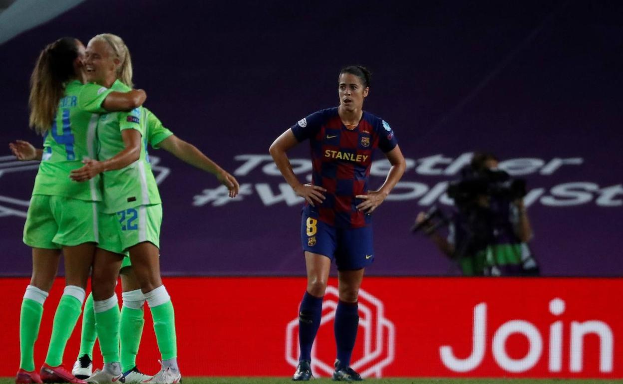 Marta Torrejón junto a varias jugadoras del club alemán celebrando el único gol del partido. 