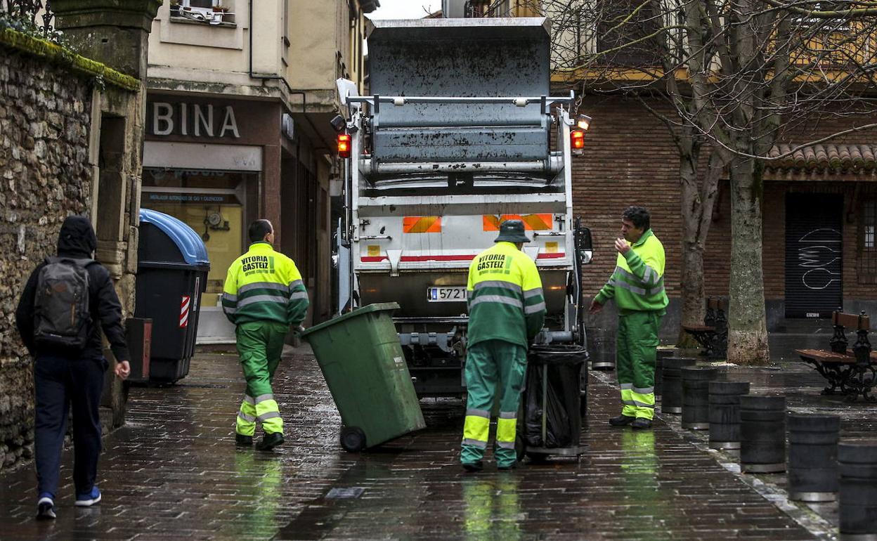 «No es momento de subir las tasas de forma generalizada», advierte Comerón