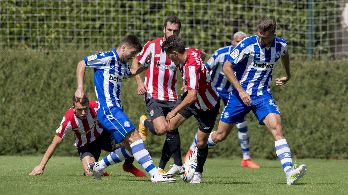 Fotos: Amistoso entre el Athletic y el Alavés