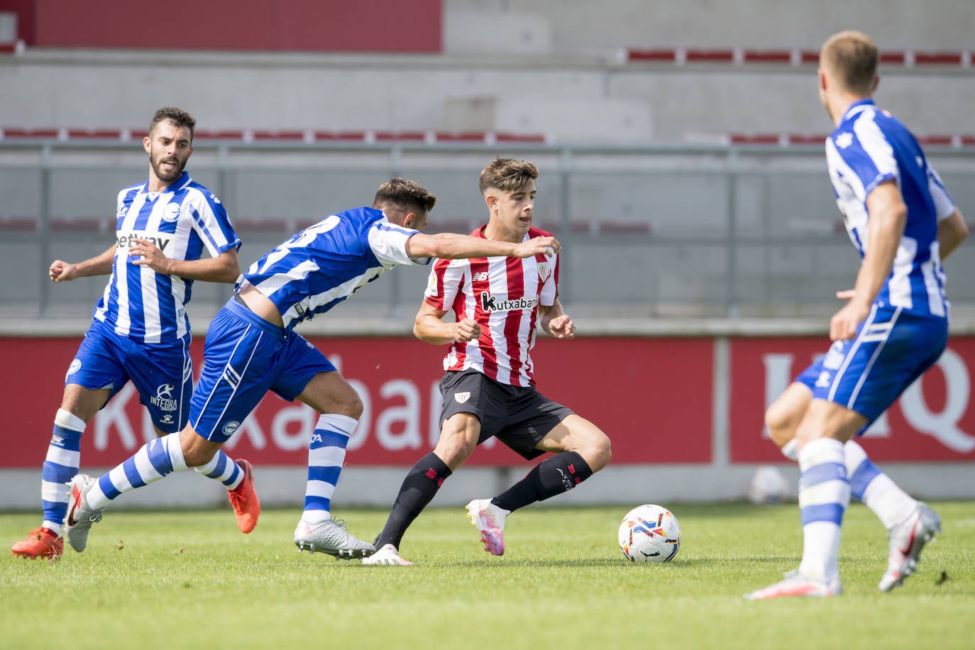 Fotos: Amistoso entre el Athletic y el Alavés