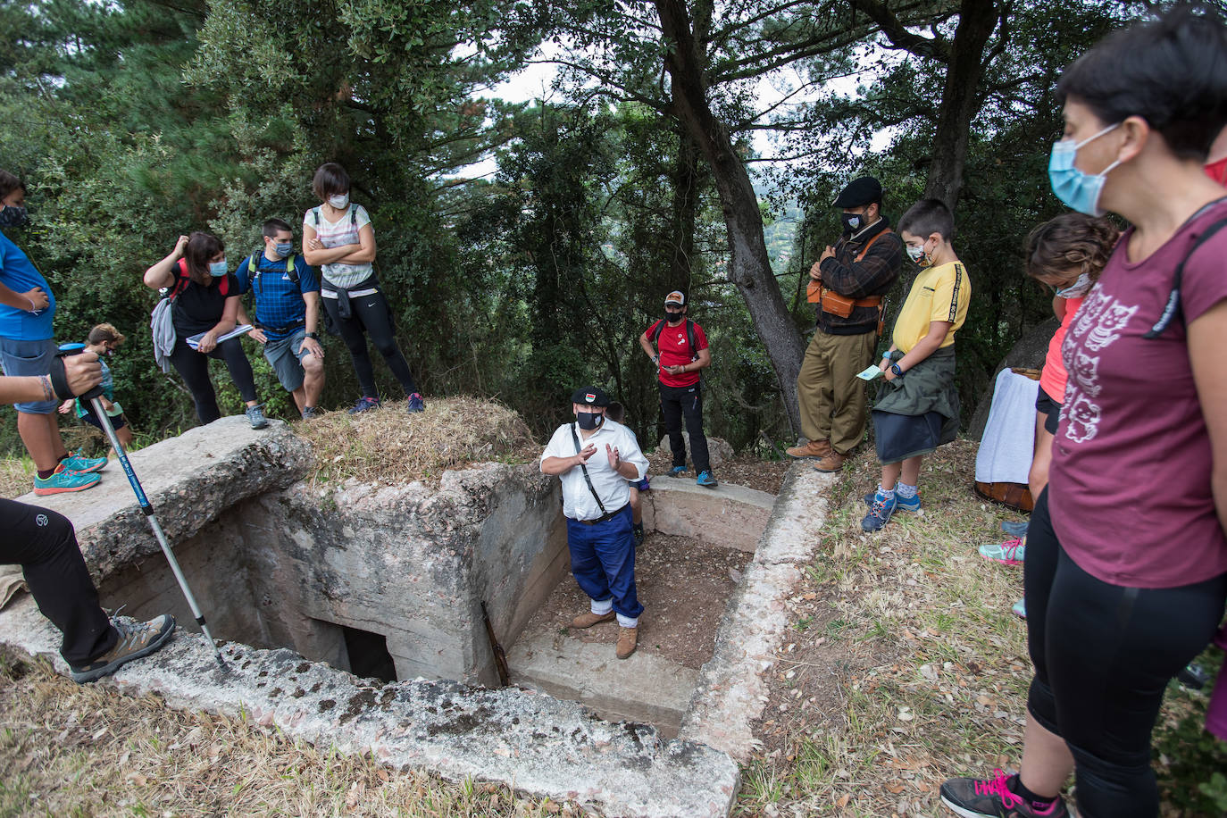 Fotos: La visita teatralizada en Gamiz que recrea los momentos previos a la caída del cinturón de hierro