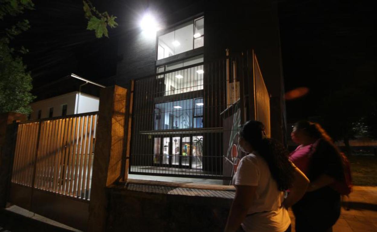 Imagen exterior del centro. 