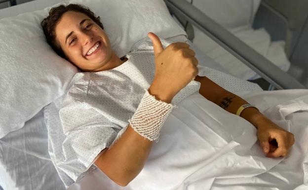 La piloto tiene por delante varias semanas de dura recuperación. 