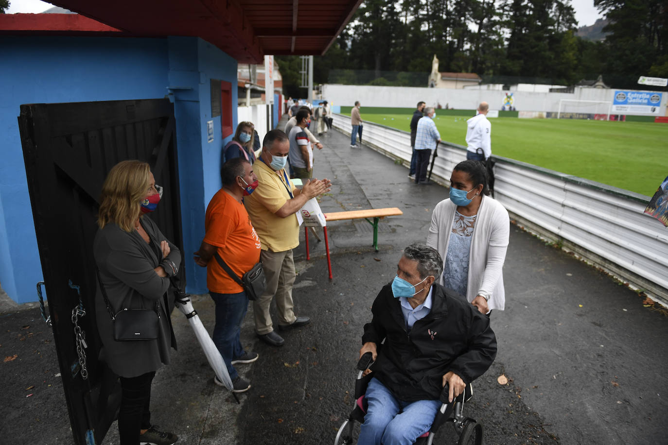 Fotos: Mascarillas, tomar la temperatura... Así ha sido el partido entre el Sodupe y el &#039;Portu&#039; que ha sido suspendido por el positivo de un jugador