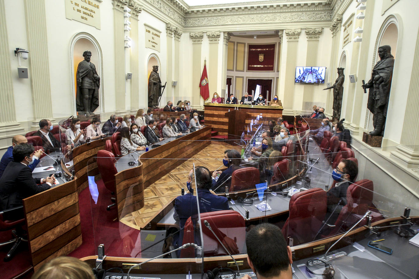 Fotos: Las Juntas Generales de Álava celebran el debate anual de política general