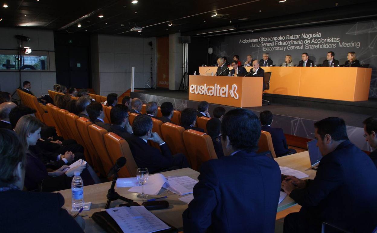 El PNV pierde peso en el consejo de Euskaltel