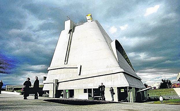 Iglesia de Saint Pierre, cuya construcción no llegó a ver.
