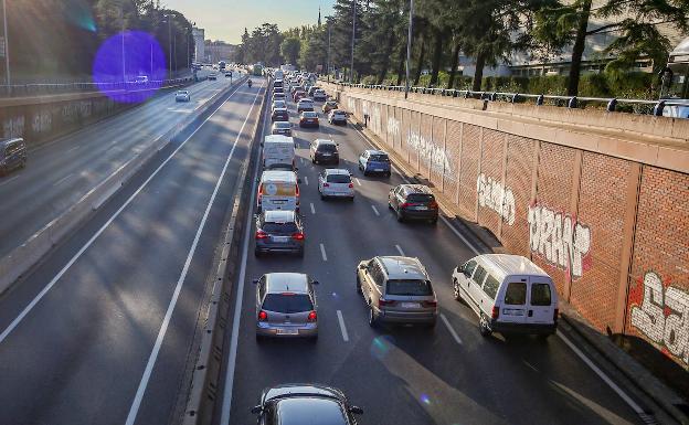 Entre julio y septiembre los españoles han gastado de media casi 10.300 euros en la compra de un coche de ocasión